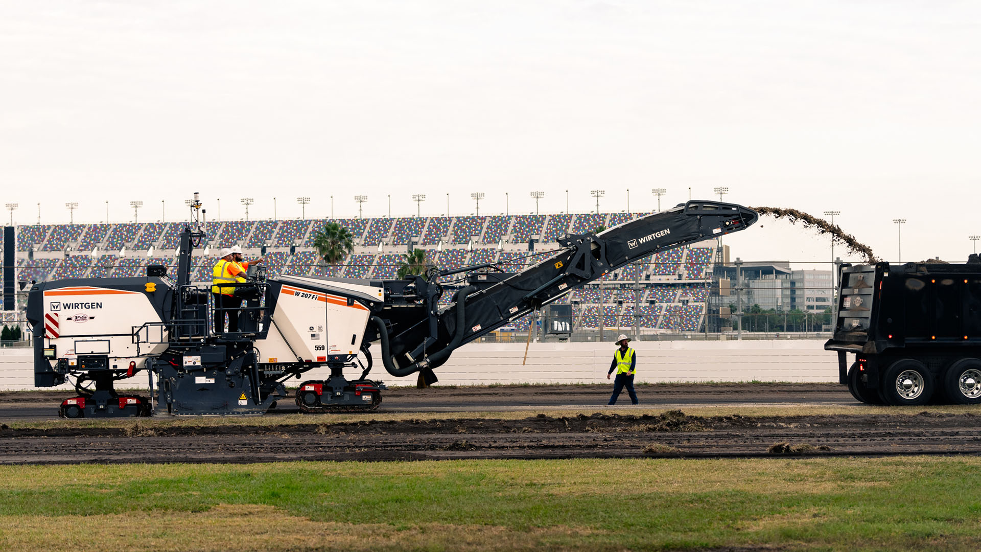 Milling and Resurfacing Asphalt Company Daytona Beach FL